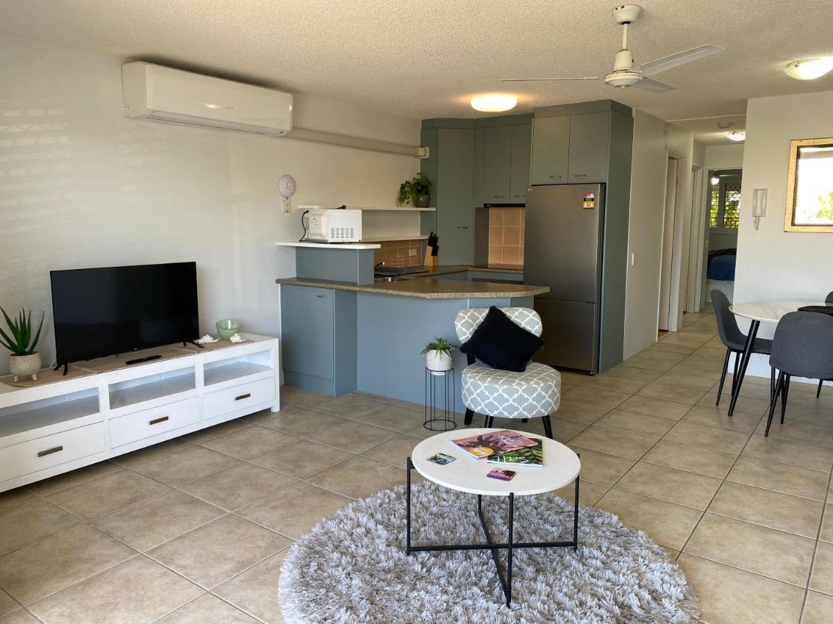 Kings Bay Apartments Калаундра Экстерьер фото