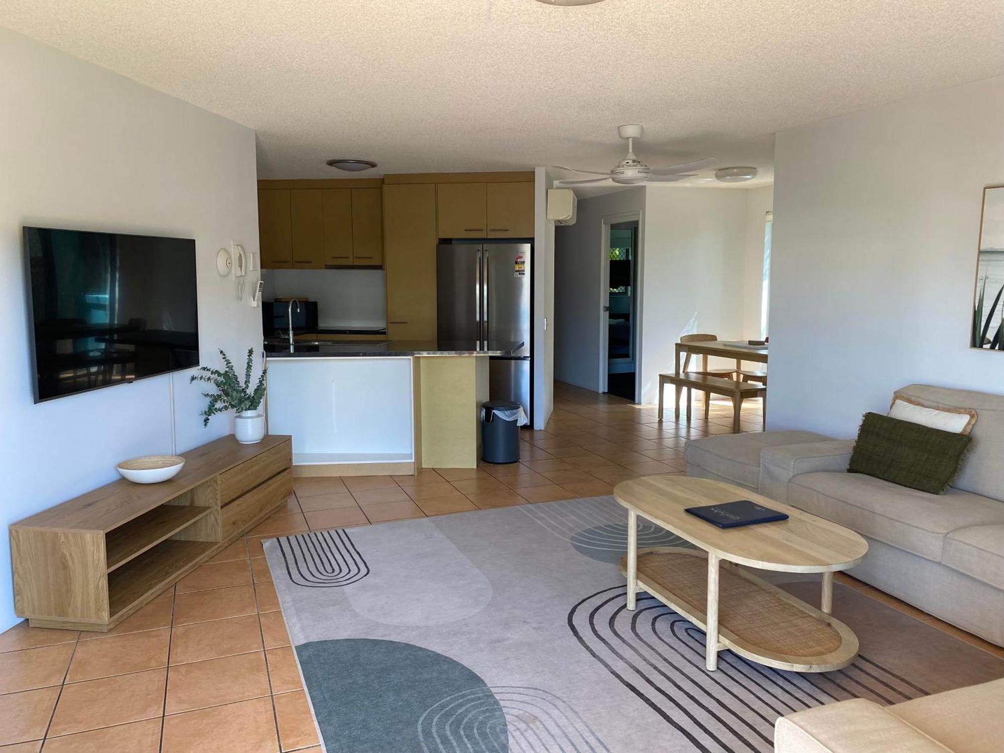 Kings Bay Apartments Калаундра Экстерьер фото